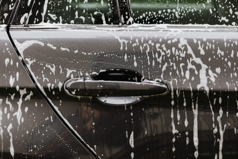 Gtechniq Explains: How To Dry A Car With A Towel